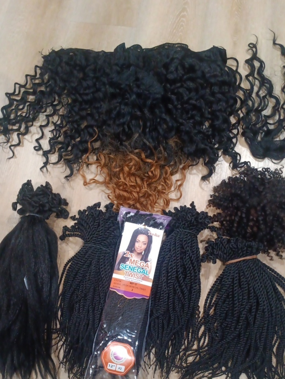 Hair Extensions Bundle - Picture 2 of 2
